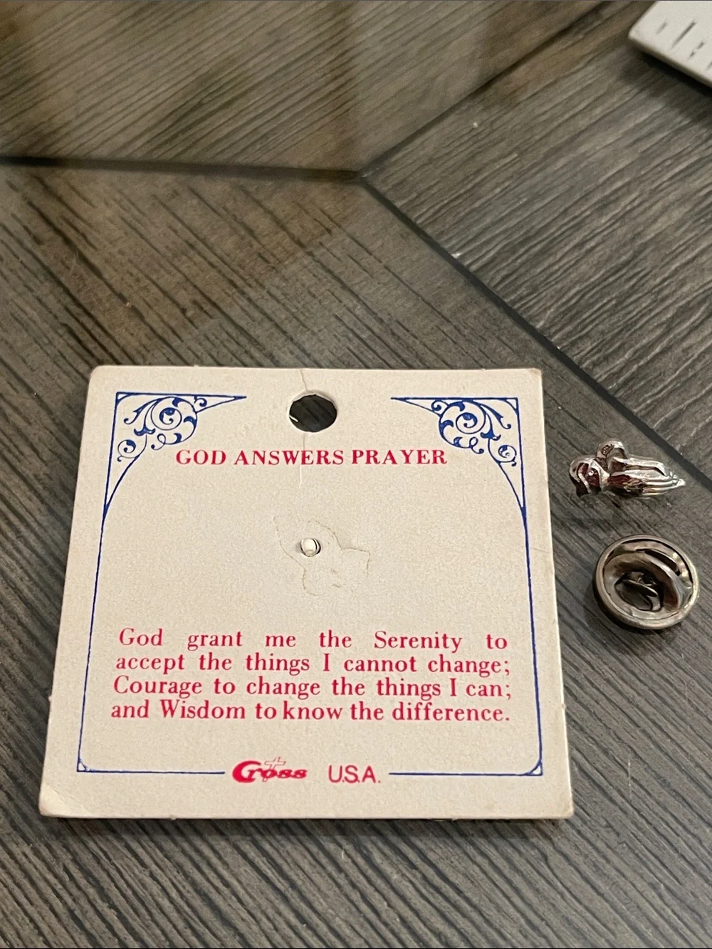 Vintage “God Answers Prayer” Silver-tone Praying Hands Pin